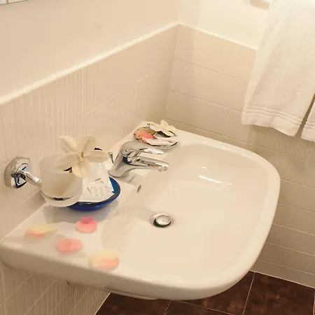 Bed & Breakfast Bookbreakfast Terme Vigliatore